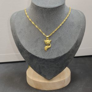 金色靈狐造型項鍊