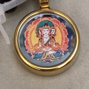 白色佛尊圓形彩繪墜飾